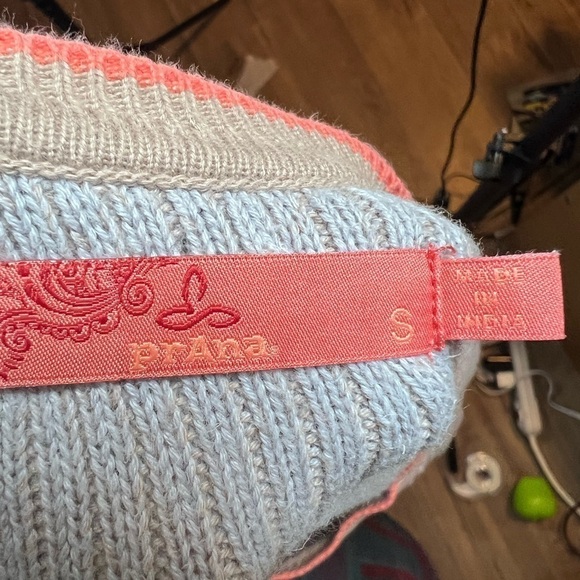 praNa Organic Cotton Branagan Sweater - Picture 6 of 8